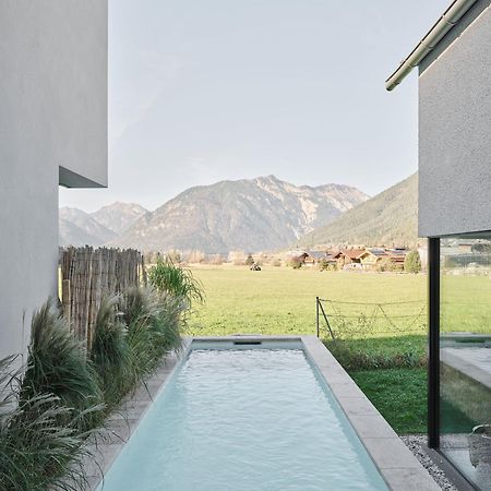 Urban Mountain Chalet With Lake View Маурах Экстерьер фото