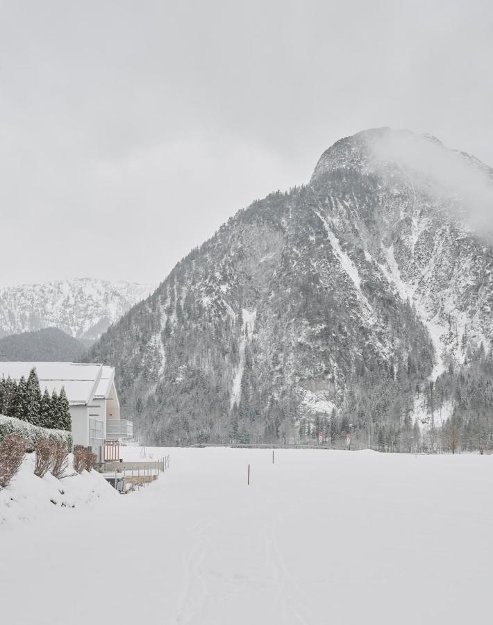 Urban Mountain Chalet With Lake View Маурах Экстерьер фото